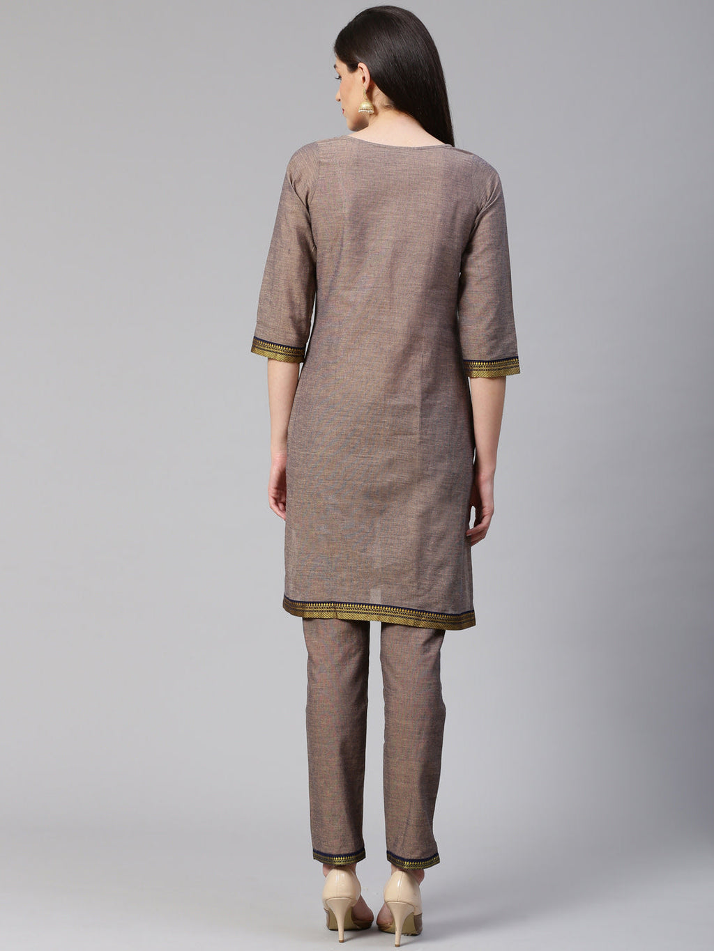 Jompers Women Grey Yoke Design Kurta with Trousers - Distacart
