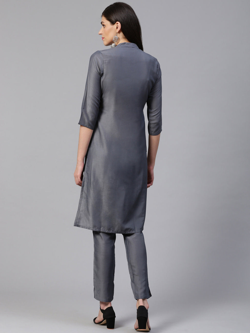 Jompers Women Grey Embroidered Solid Kurta with Trousers - Distacart