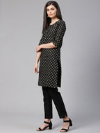 Jompers Women Black and Beige Printed Kurta with Trousers - Distacart