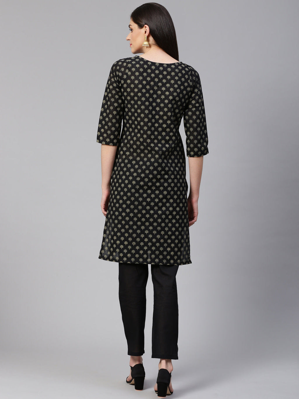 Jompers Women Black and Beige Printed Kurta with Trousers - Distacart