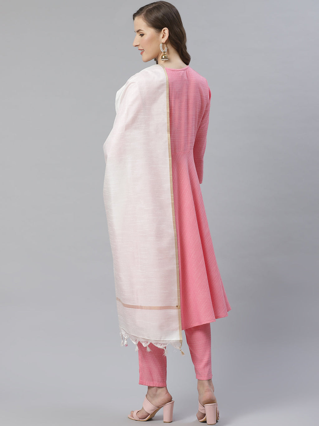 Jompers Women Pink & White Self Design Kurta with Trousers & Dupatta - Distacart