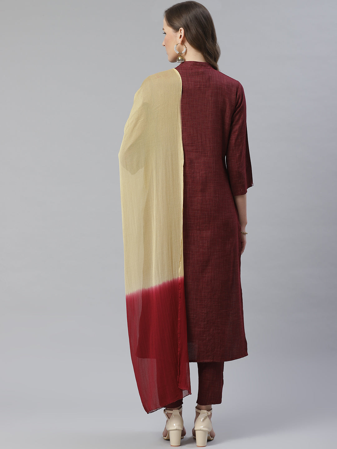 Jompers Women Burgundy & Beige Self Checked Kurta with Trousers & Dupatta - Distacart