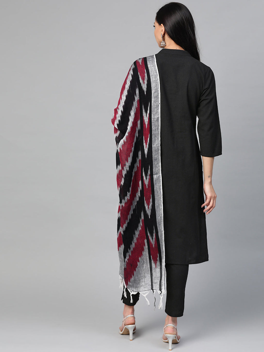 Jompers Women Black & Grey Solid Kurta with Trousers & Dupatta - Distacart