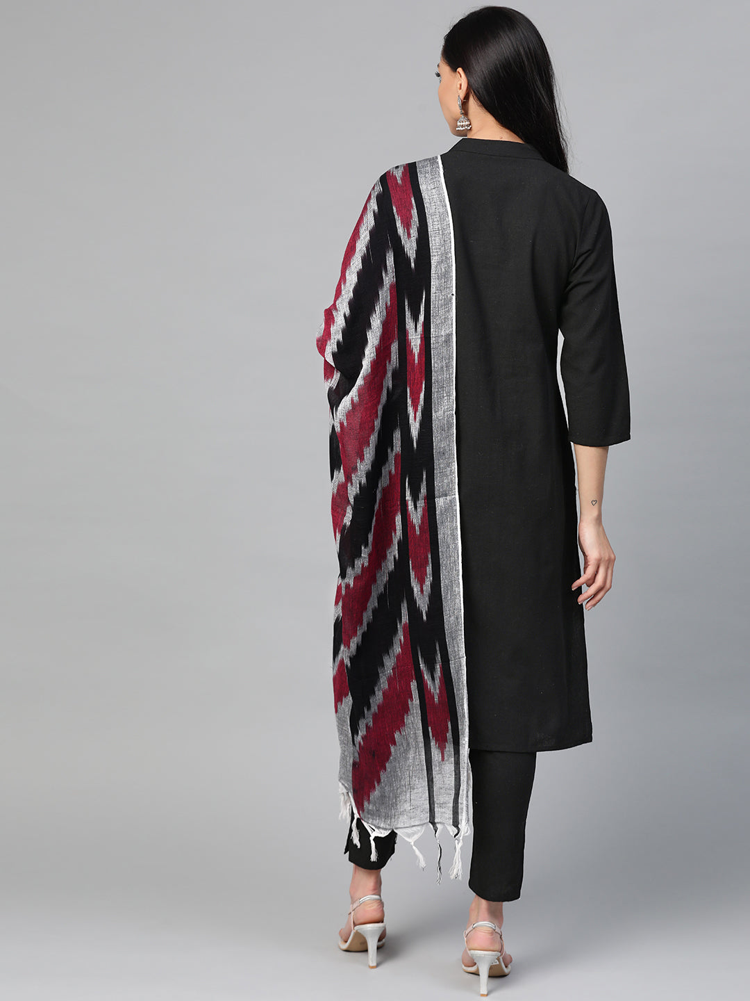 Jompers Women Black & Grey Solid Kurta with Trousers & Dupatta - Distacart