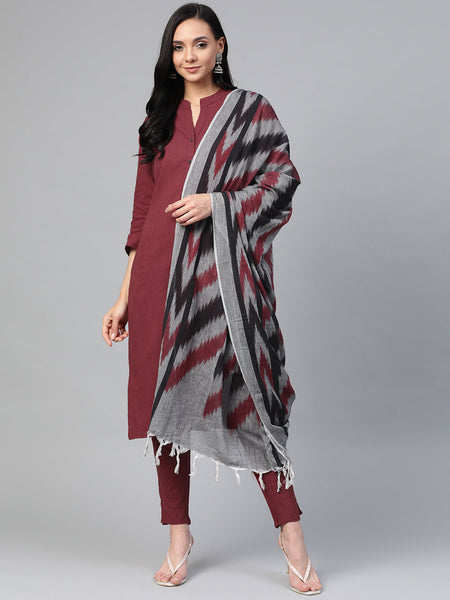 Jompers Women Maroon & Grey Solid Kurta with Trousers & Dupatta