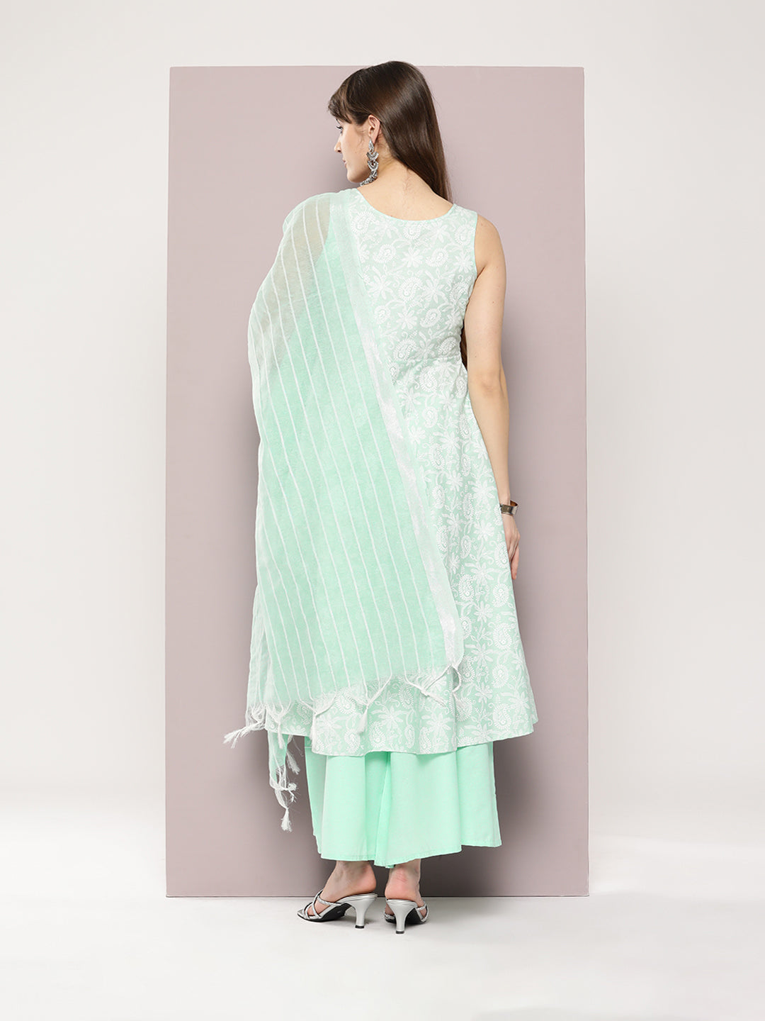 Jompers Women's Printed flared kurta palazzo dupatta set - Green