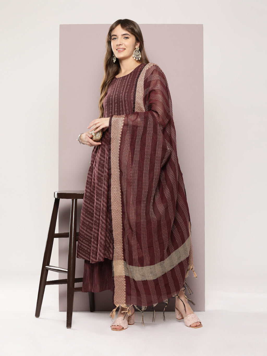 Jompers Women's Jacquard flared kurta palazzo dupatta set - Maroon
