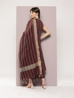 Jompers Women's Jacquard flared kurta palazzo dupatta set - Maroon