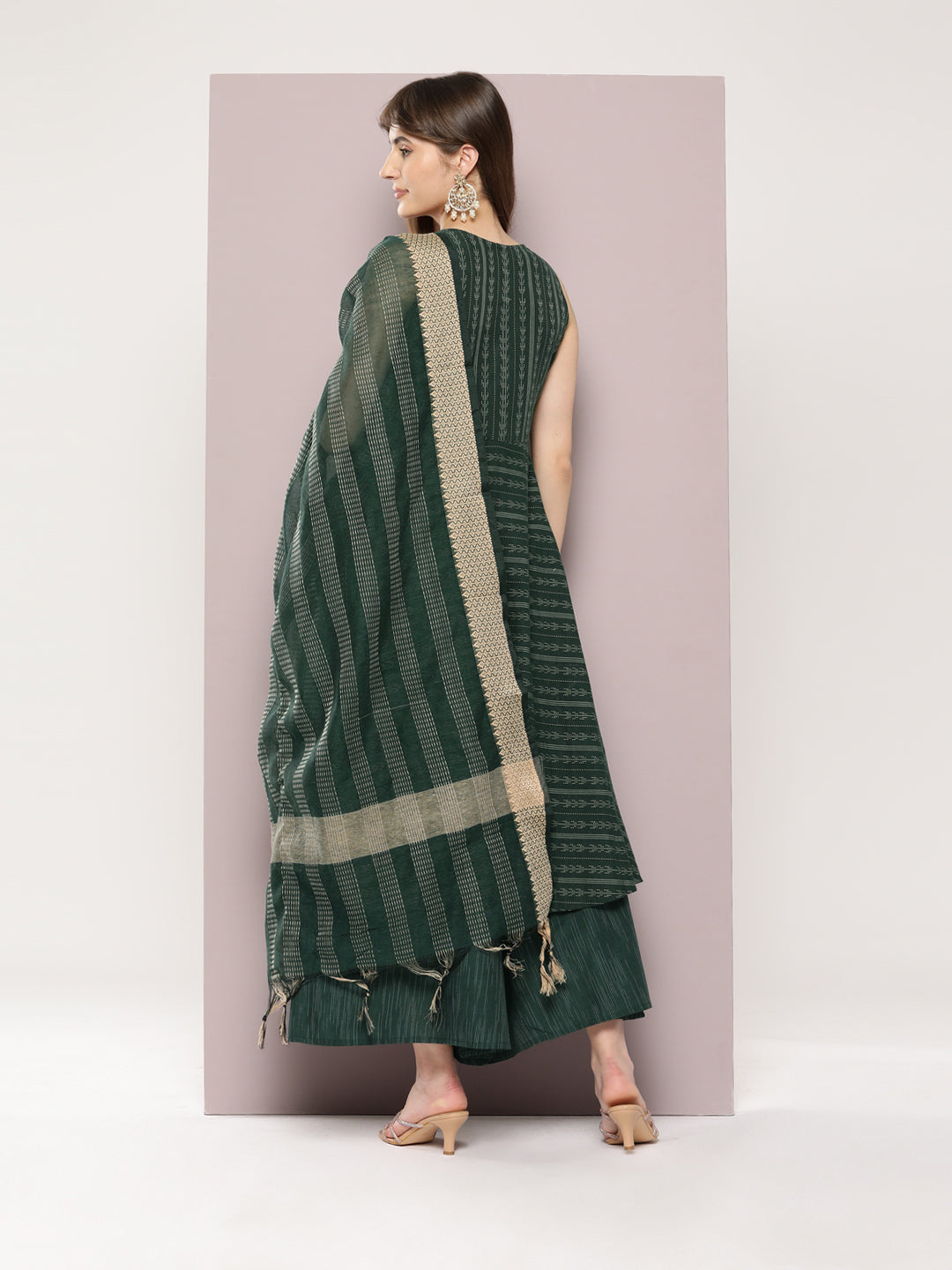 Jompers Women's Jacquard flared kurta palazzo dupatta set - Olive