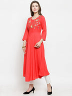 Jompers Women Peach embroidered Flaired Kurta - Distacart