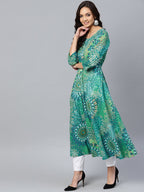 Jompers Women Green & White Printed Flared Kurta - Distacart
