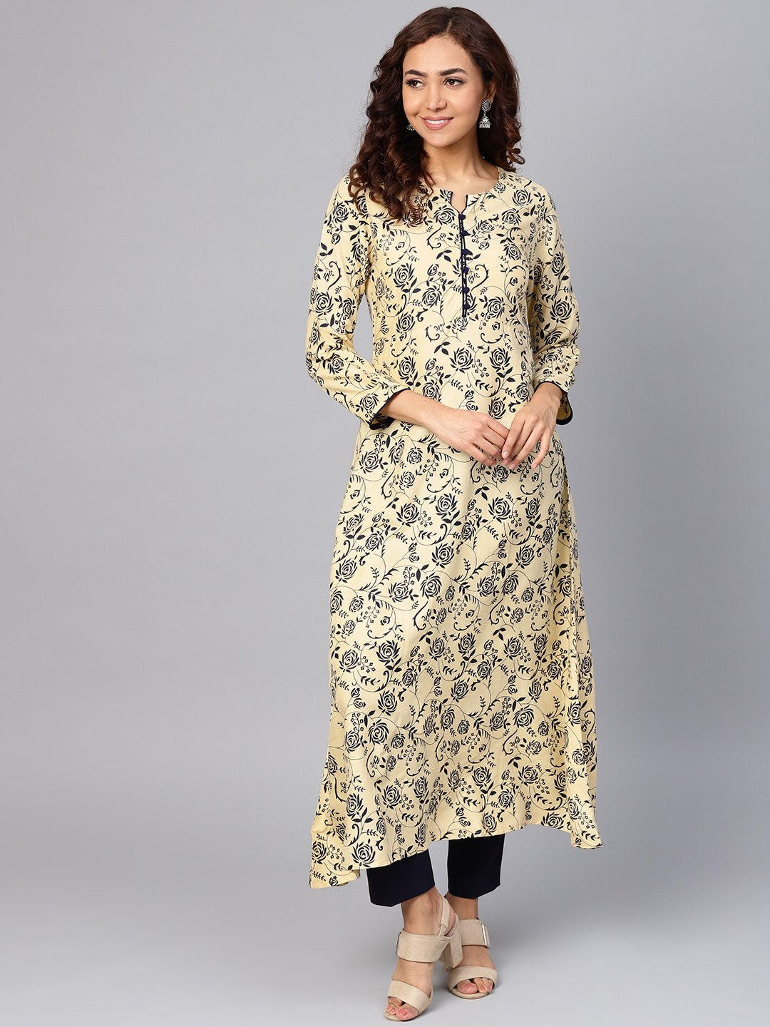 Jompers Women Cream-Coloured & Navy Blue Printed A-Line Kurta - Distacart