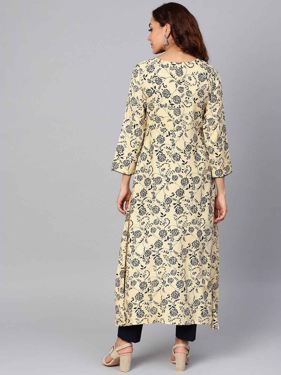 Jompers Women Cream-Coloured & Navy Blue Printed A-Line Kurta - Distacart