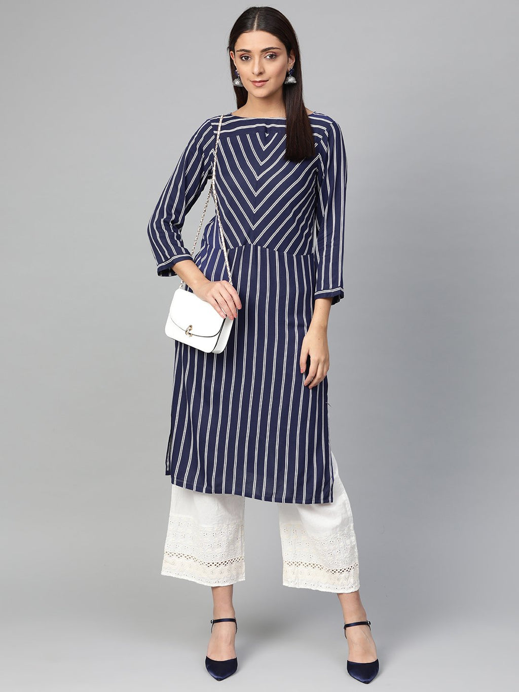 Jompers Women Navy Blue & White Striped Straight Kurta - Distacart