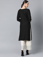 Jompers Women Black Embroidered Straight Kurta - Distacart