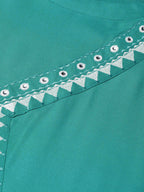 Jompers Women Rama Green Embroidered Straight Kurta - Distacart