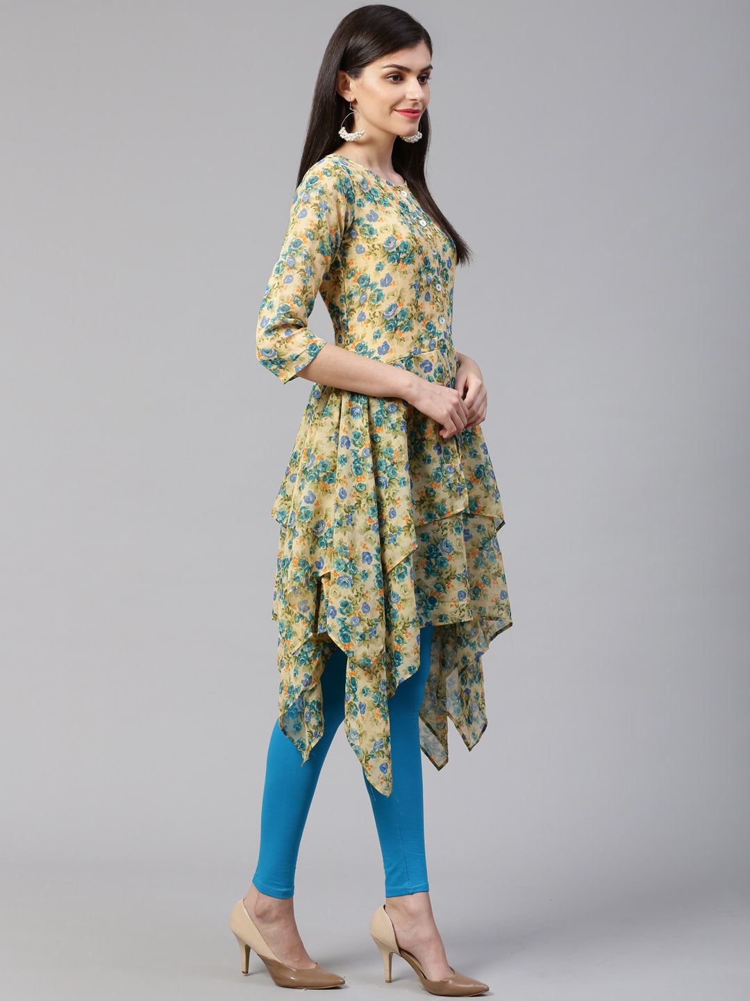 Jompers Women Beige & Blue Floral Printed A-Line Kurta - Distacart