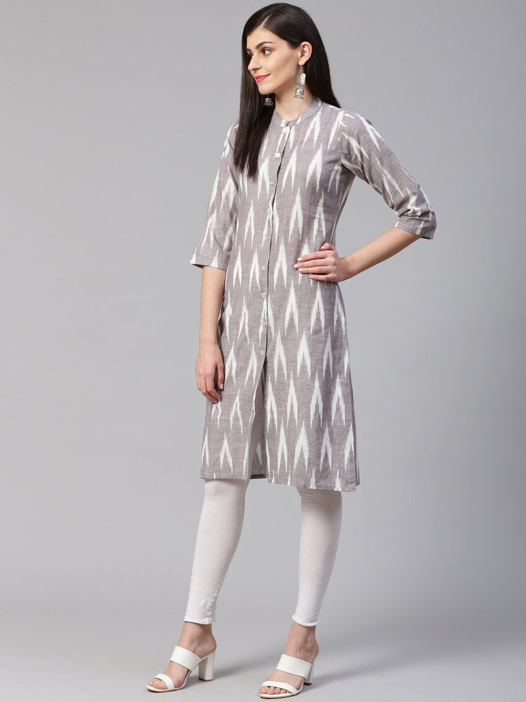 Jompers Women Grey & Cream-Coloured Ikkat Woven Design Straight Kurta - Distacart