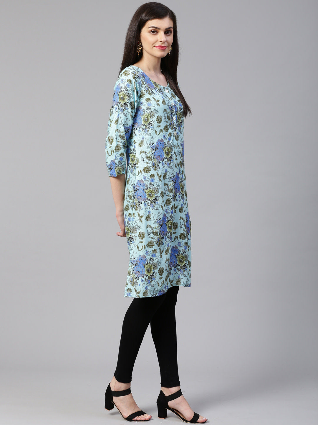 Jompers Women Blue & Green Floral Print Straight Kurta - Distacart