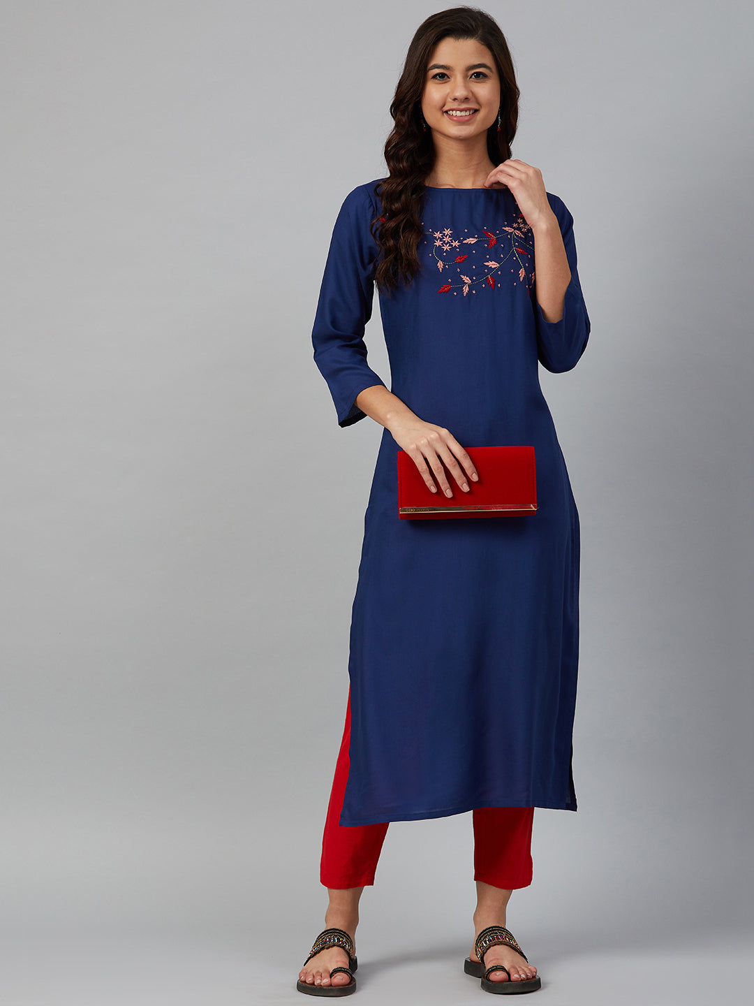 Jompers Women Blue & Pink Yoke Embroidered Straight Kurta - Distacart