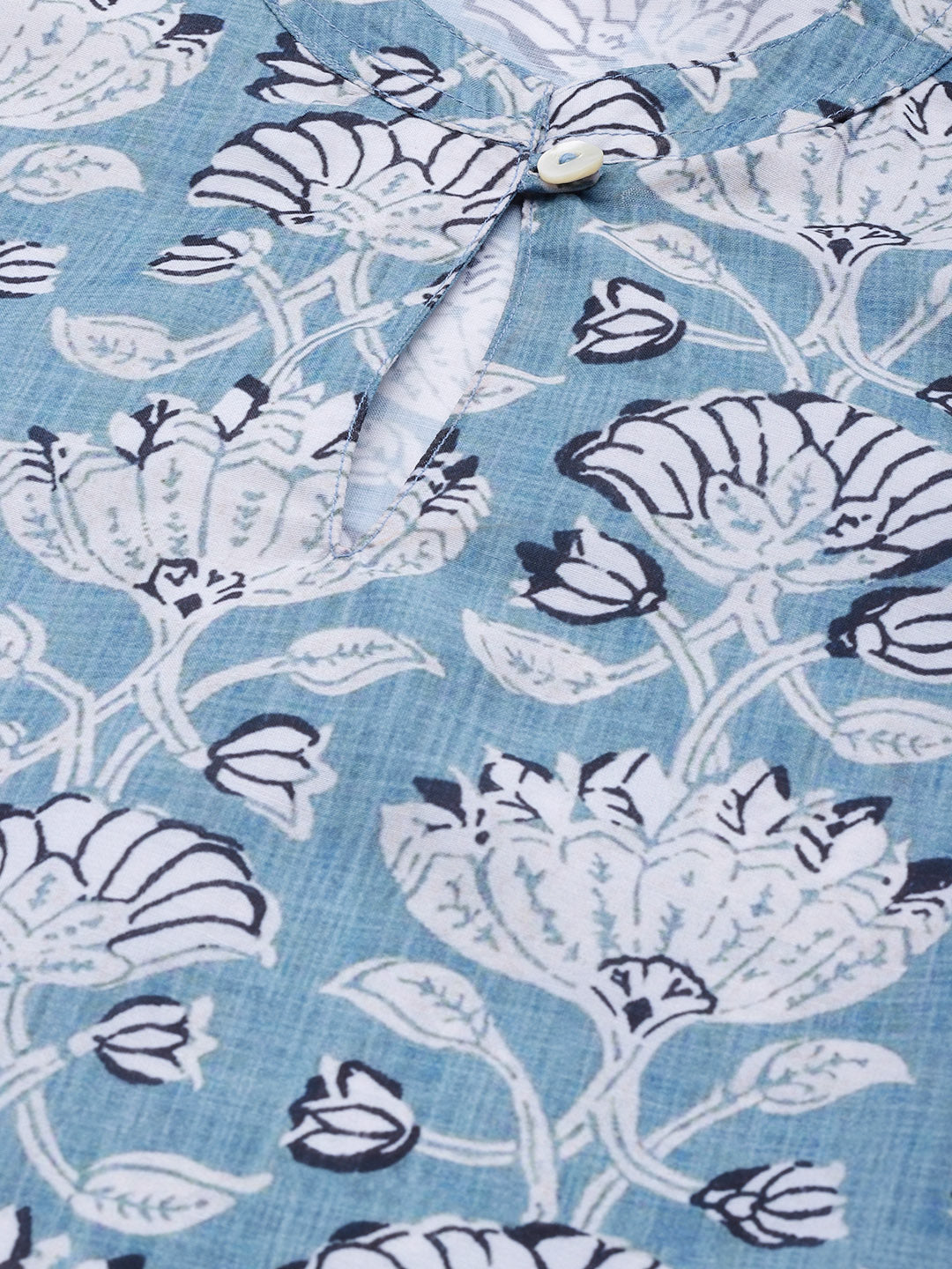 Jompers Women Blue & White Floral Printed Keyhole Neck Floral Kurta - Distacart