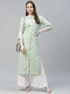 Jompers Women's Green Ethnic Motifs Ikat Kurta with lace work