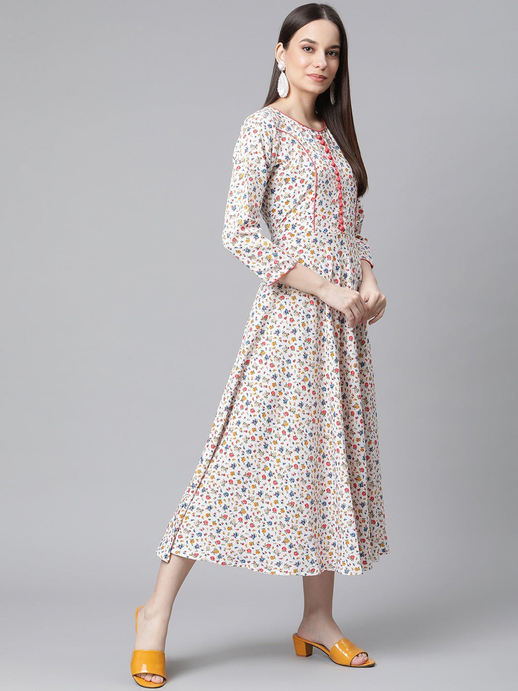 Jompers Women White & orange Floral Printed Floral Kurta