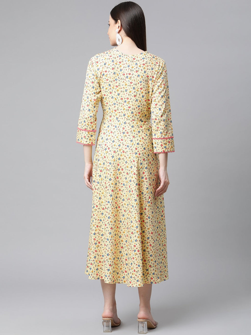 Jompers Women Yellow Floral printed A-Line kurta