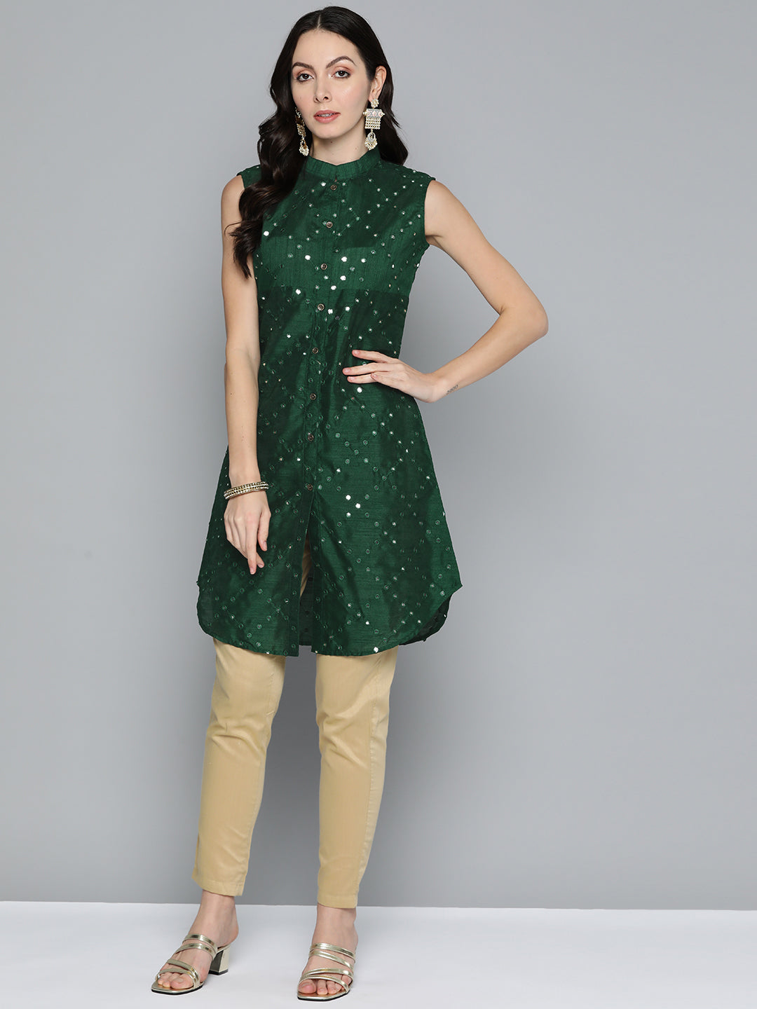Jompers Women's Geometric Embroidered Mirror Work Kurta - Green