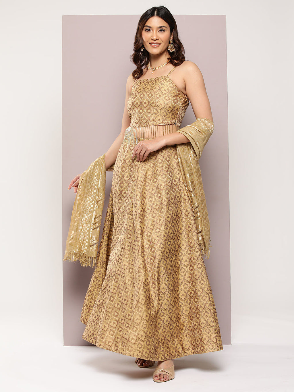 Jompers Women's Cutdana emblished Jacqard Lehenga Choli with dupatta - Golden