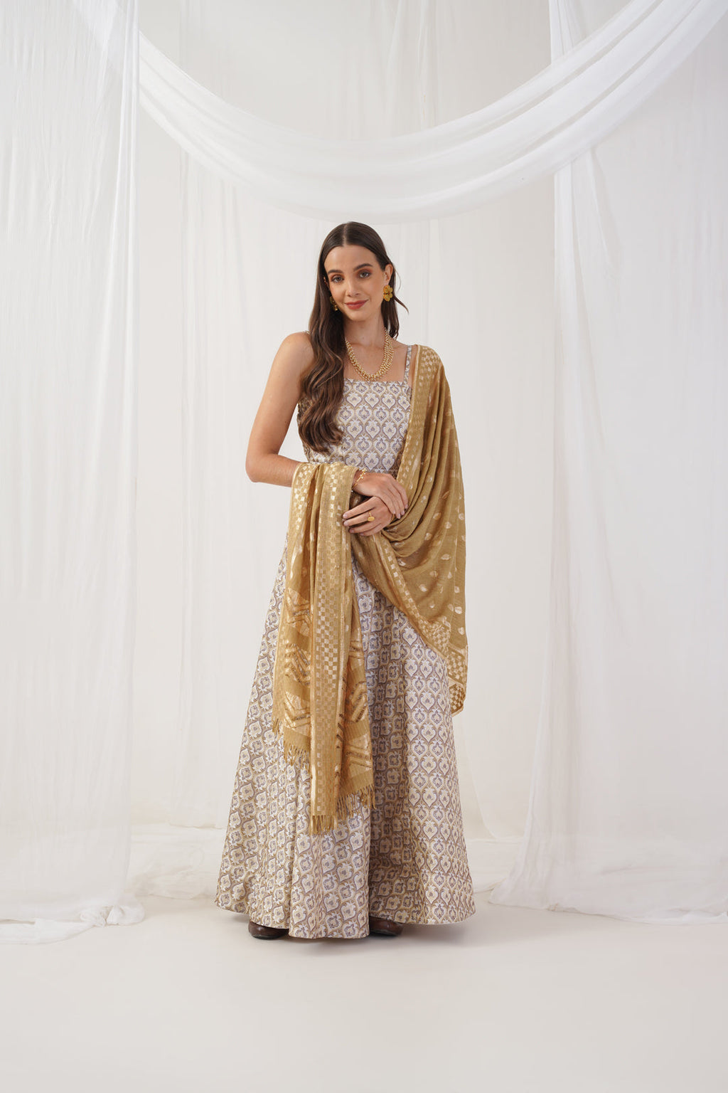 Jompers Women's Ivory Jacquard Beads & Stones Ready to Wear Lehenga & Blouse With Dupatta