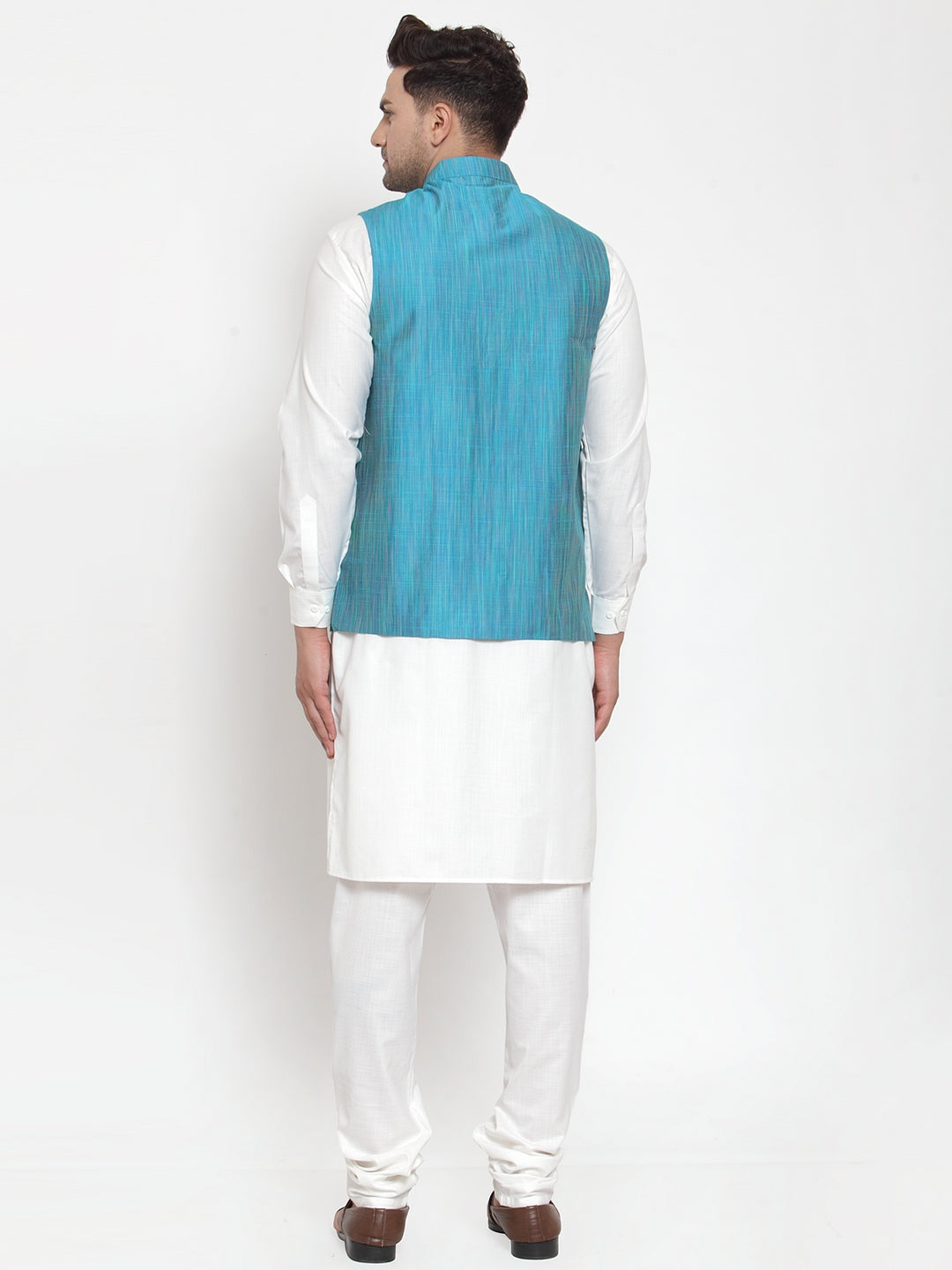 Jompers Men's White Solid Kurta with Pyjamas & Blue Nehru Jacket (Blue-W)