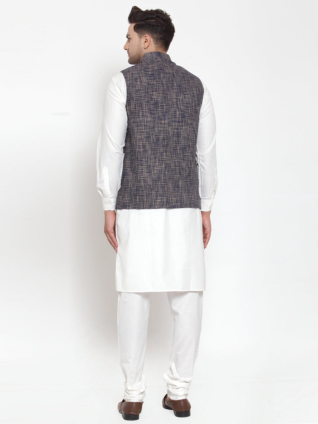 Jompers Men's White Solid Kurta with Pyjamas & Blue Nehru Jacket - Distacart