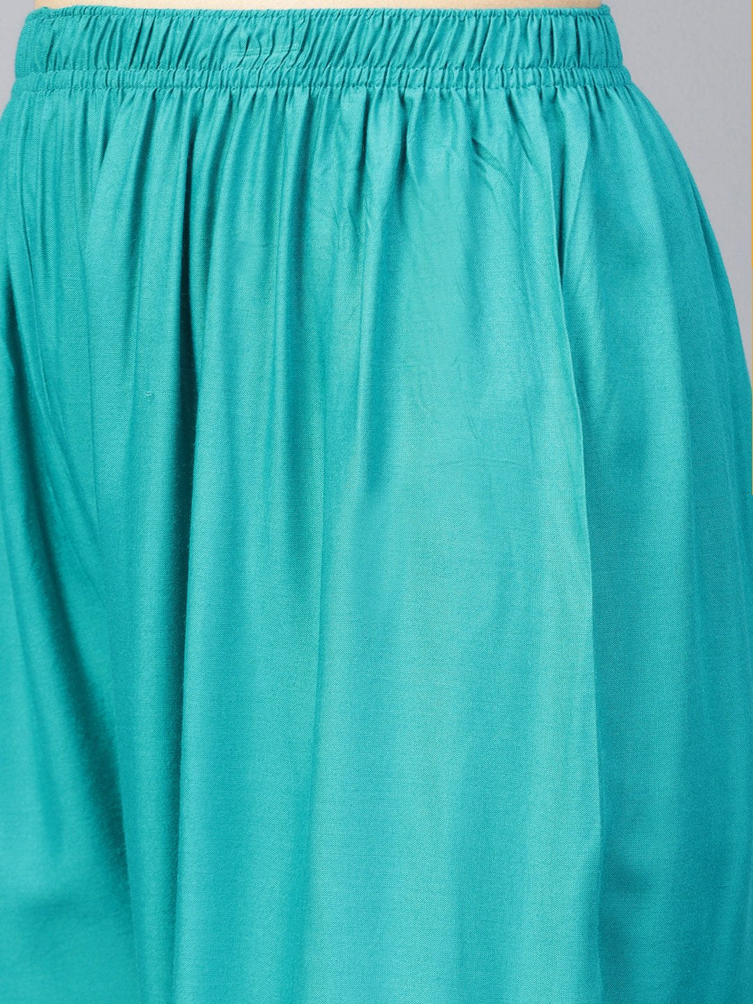Jompers Women Rama-Green Solid Straight Palazzos - Distacart