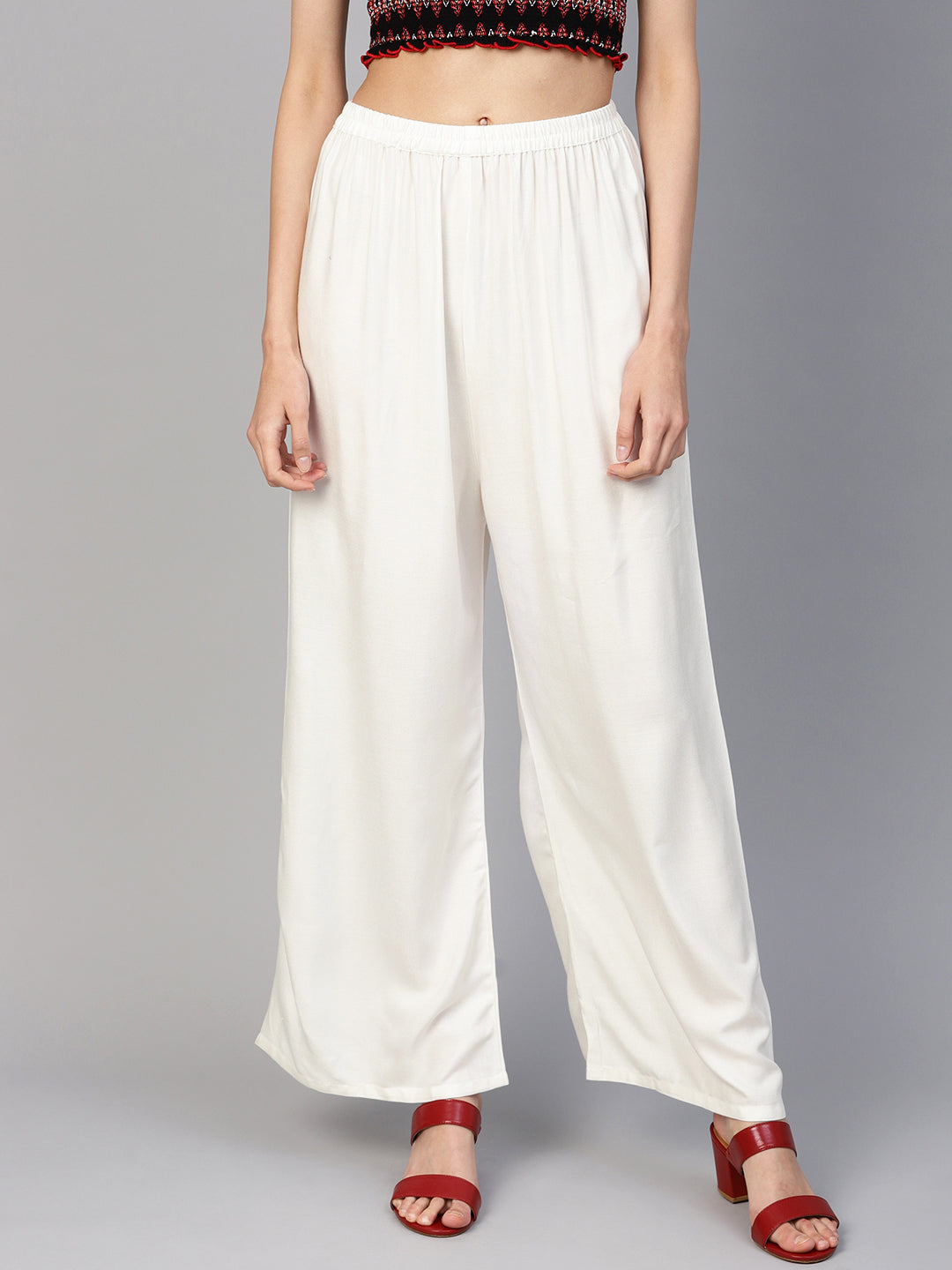 Jompers Women's off-White Straight Elasticated Palazzo