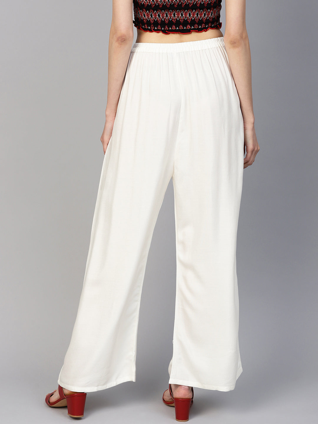 Jompers Women's off-White Straight Elasticated Palazzo