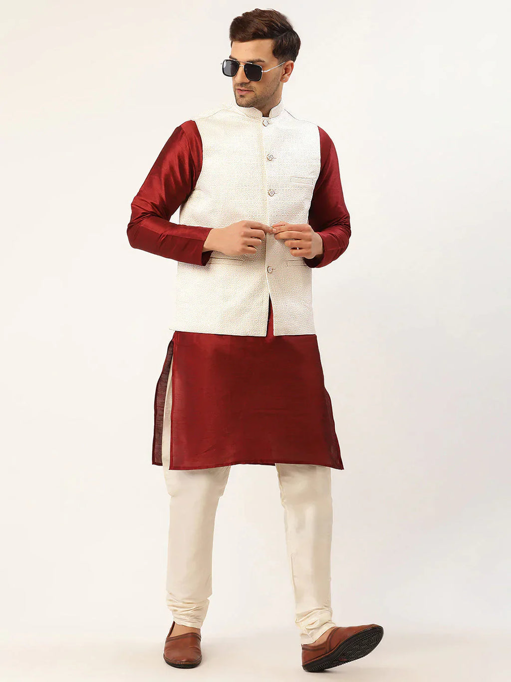 Jompers Men's White & Gold embossed Nehru Jacket