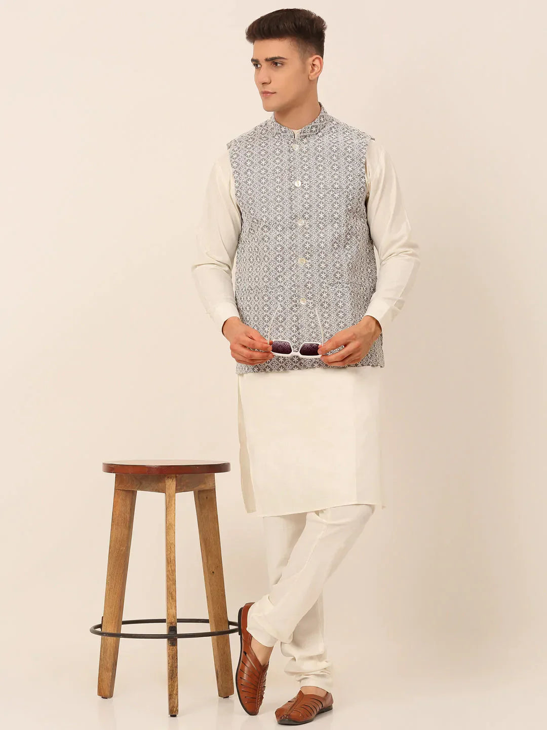 Jompers Men's Grey Embroidered Nehru Jackets