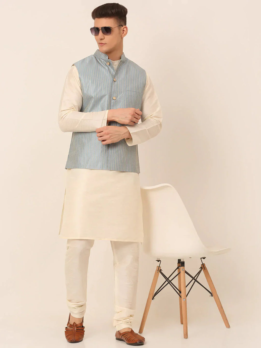 Jompers Men's Blue & Golden Embroidered Nehru Jackets