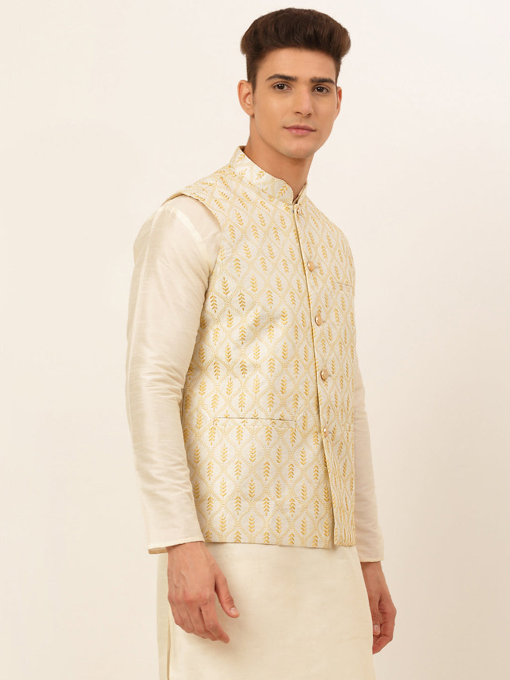 Jompers Men's Embroidered Waistcoat - Silver