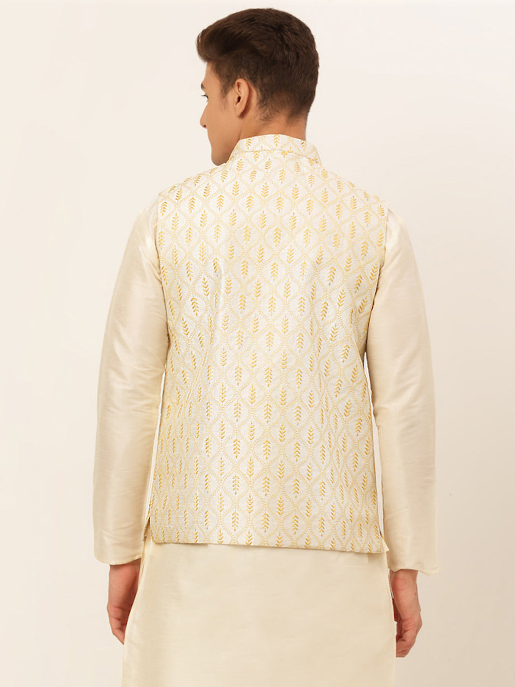 Jompers Men's Embroidered Waistcoat - Silver