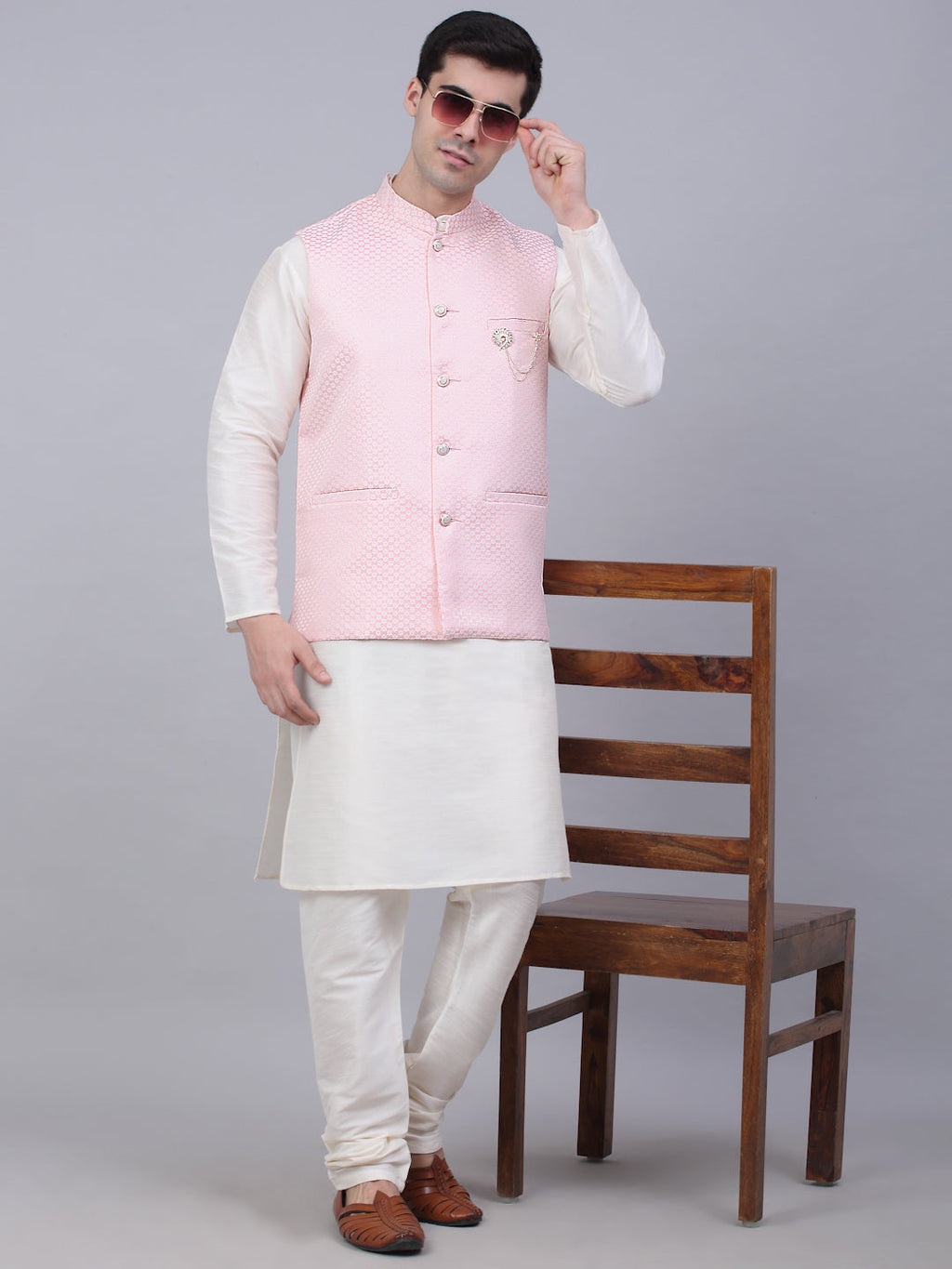 Jompers Men's Pink Woven Design Waistcoats