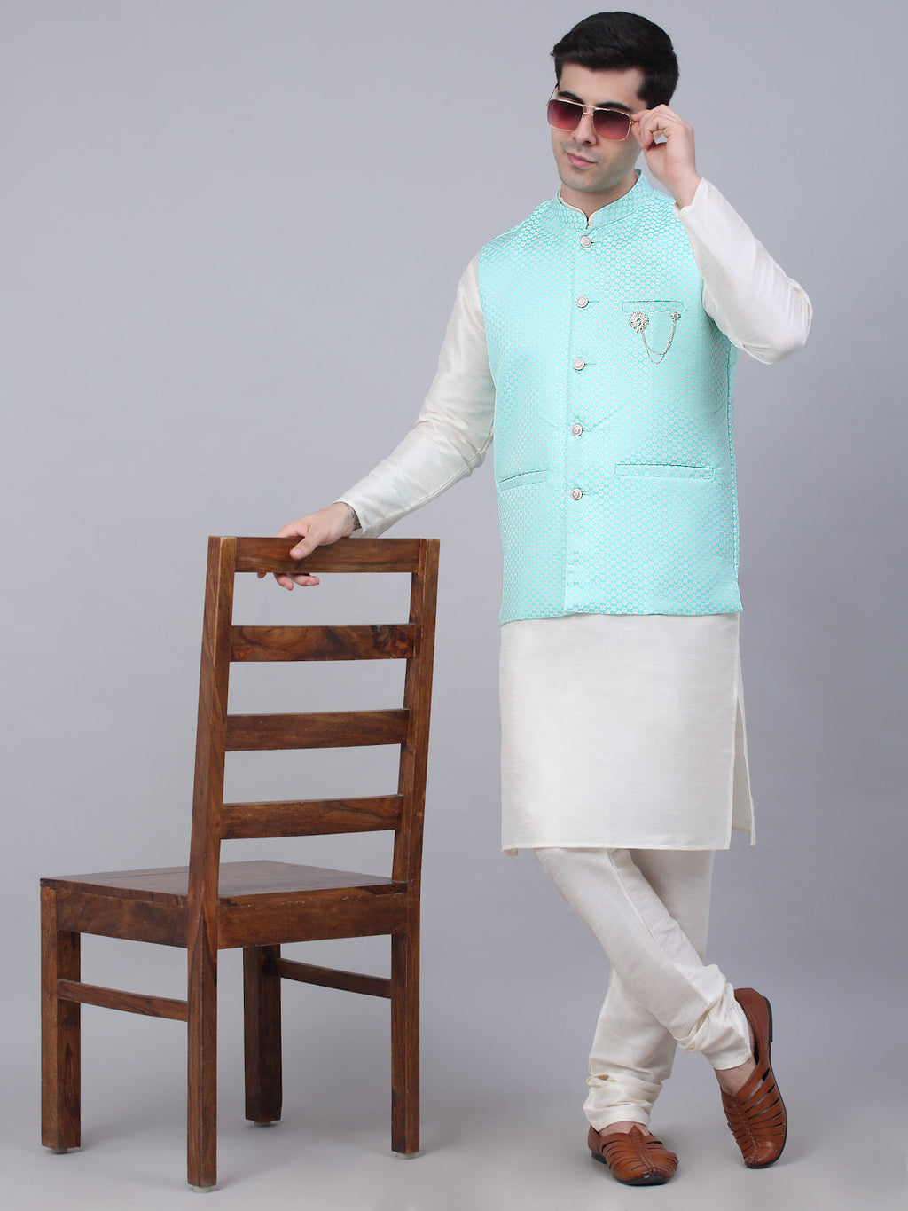 Jompers Men's Sky Blue Woven Design Waistcoats