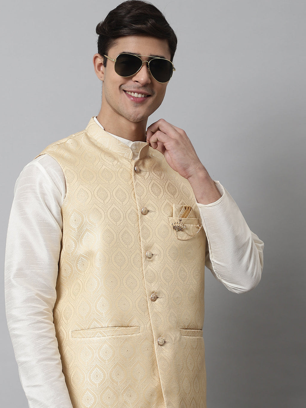 Jompers Men's Golden Woven Design Waistcoats