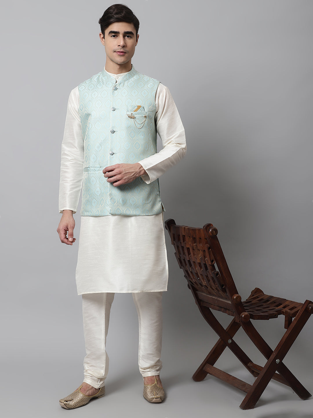 Jompers Men's Sky Blue Woven Design Waistcoats