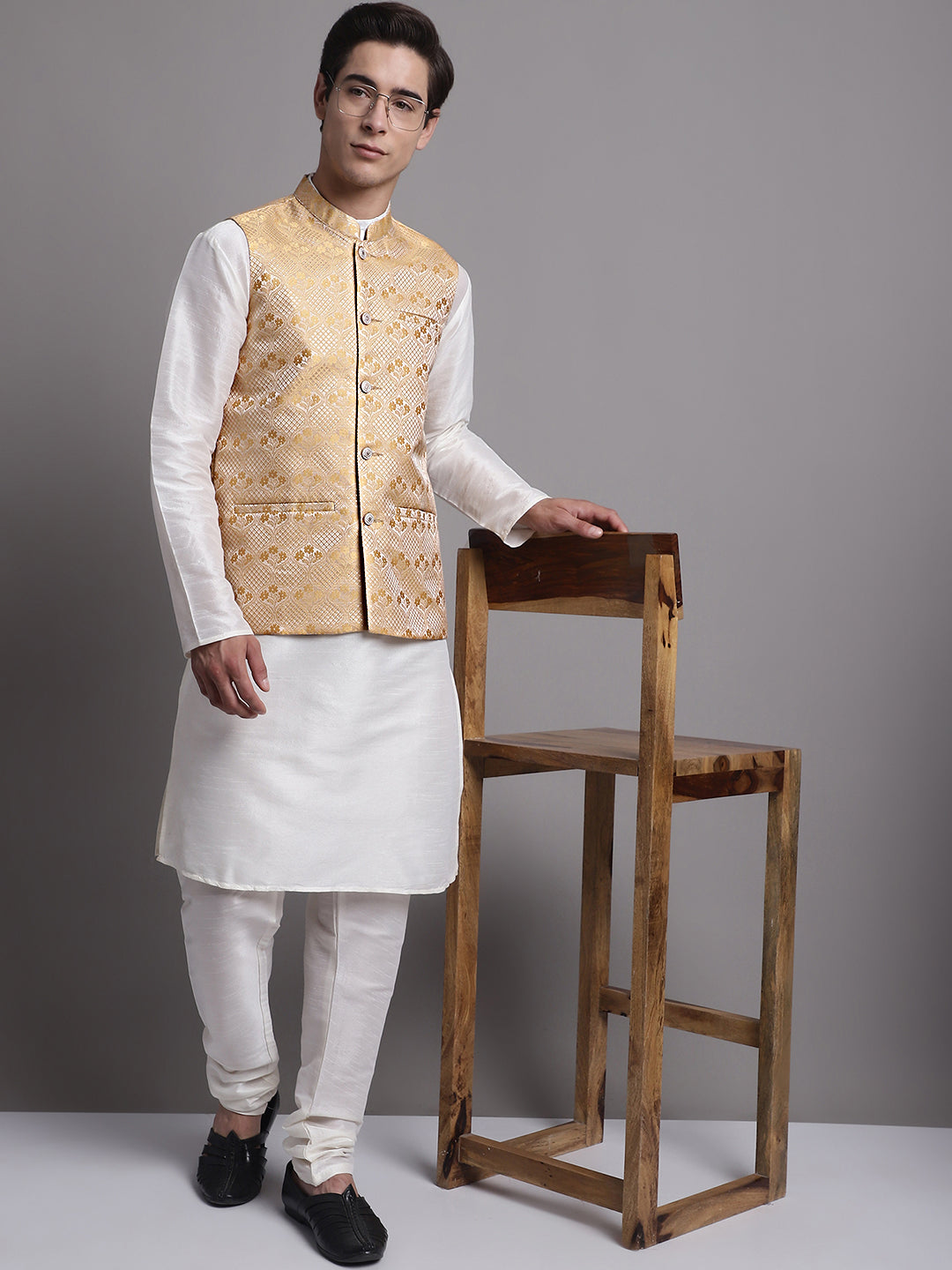 Jompers Men's Golden Woven Design Nehru Jacket
