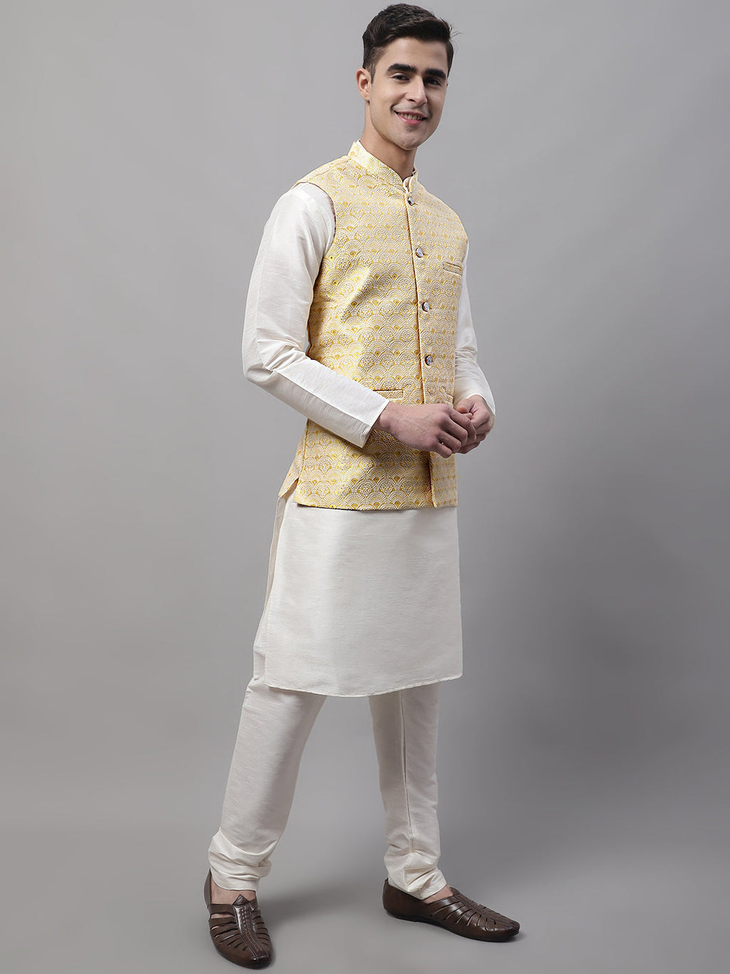 Jompers Men's Yellow and White Woven Design Waistcoats