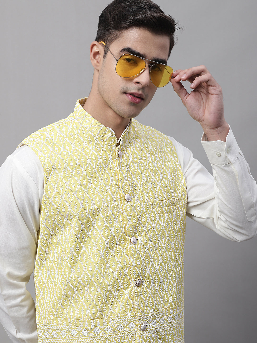 Jompers Men's Yellow and White Embroidered Waistcoats