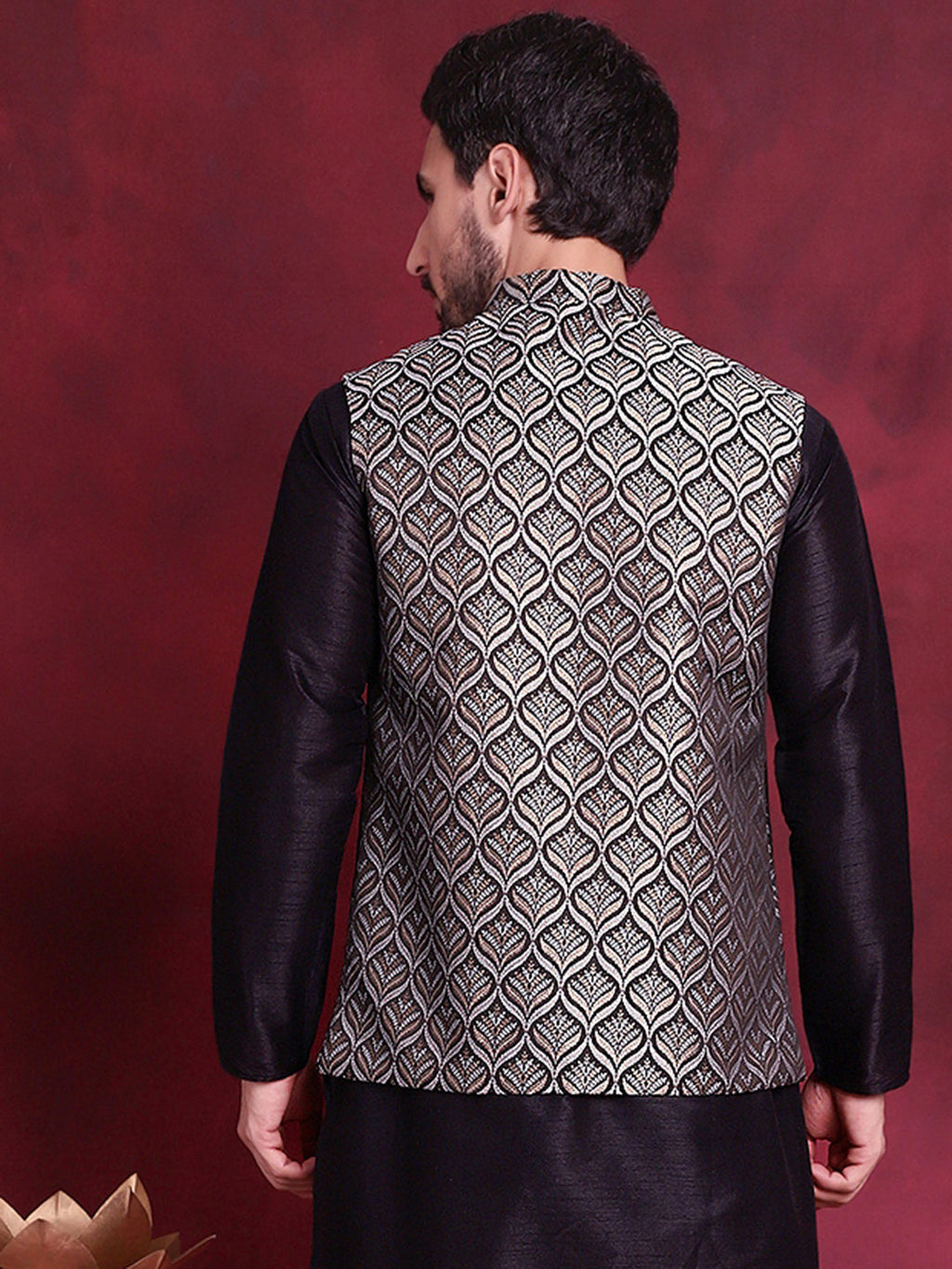 Jompers Men's Woven Design Nehru Jacket - Silver