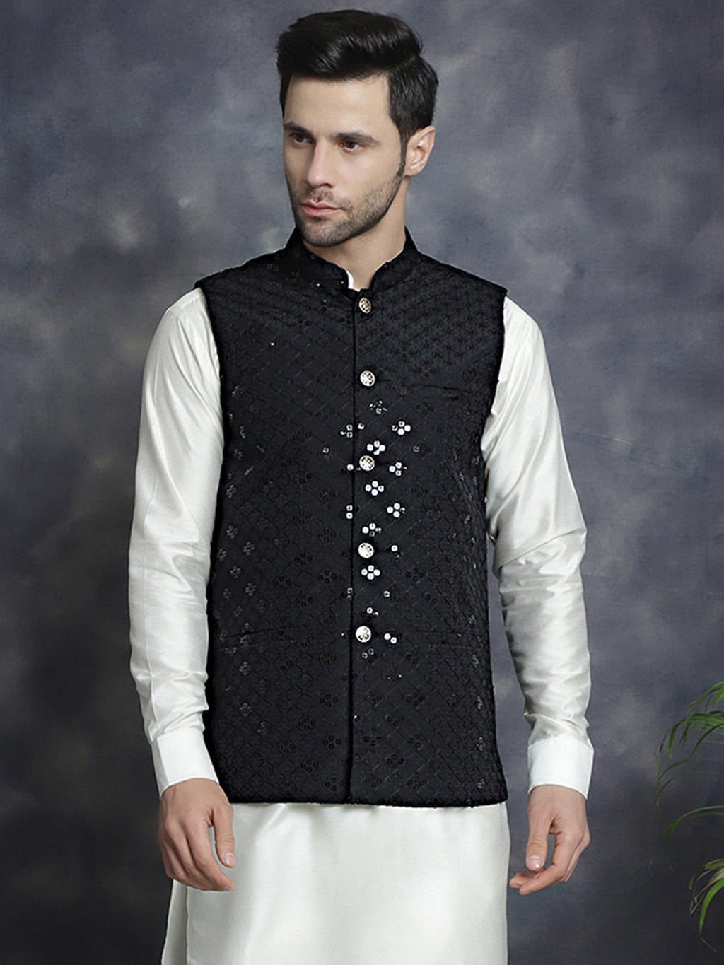 Jompers Men's embroidered and sequins Nehru Jacket - Black